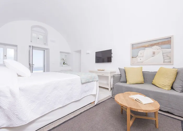 Aqua Luxury By Nomee Hospitality Group Imerovigli (Santorini)