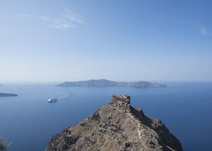 Aqua Luxury By Nomee Hospitality Group Imerovigli (Santorini)