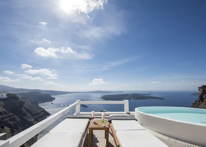 Aqua Luxury By Nomee Hospitality Group 5*