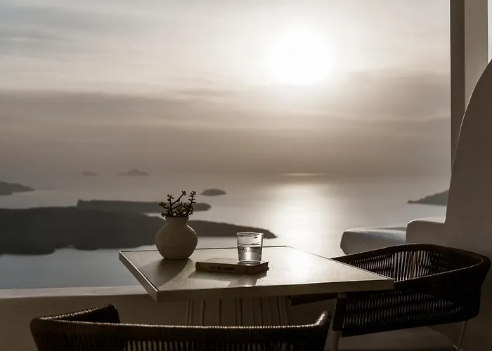 Aqua Luxury By Nomee Hospitality Group Imerovigli (Santorini)