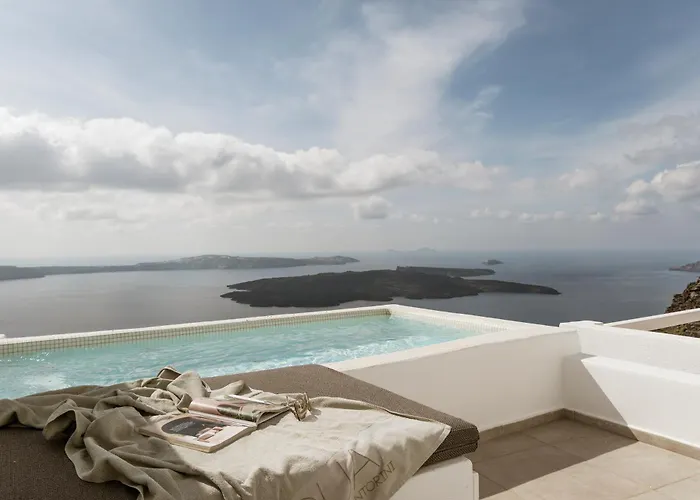 Aqua Luxury By Nomee Hospitality Group Aparthotel