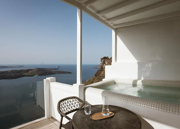 Aqua Luxury By Nomee Hospitality Group 5*