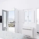 Aqua Luxury By Nomée Hospitality Group 5* Imerovigli
