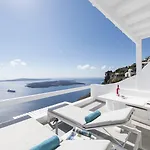 Aqua Luxury By Nomée Hospitality Group