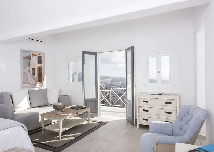 Aqua Luxury By Nomee Hospitality Group Imerovigli (Santorini)