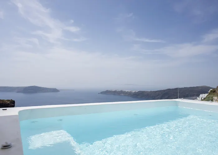 Aqua Luxury By Nomee Hospitality Group Imerovigli (Santorini)