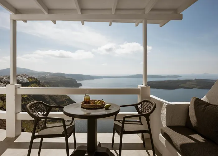 Aqua Luxury By Nomee Hospitality Group