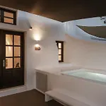 Hotel apartamentowy Aqua Luxury By Nomee Hospitality Group Imerovigli (Santorini)
