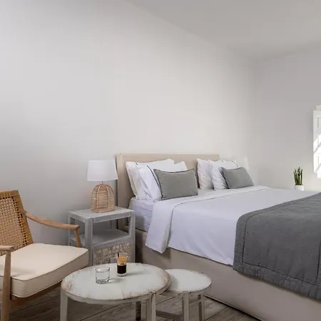 Aqua Luxury By Nomee Hospitality Group 5* Imerovigli (Santorini)