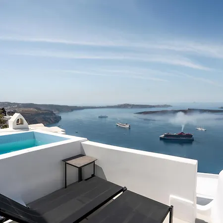Aqua Luxury By Nomee Hospitality Group