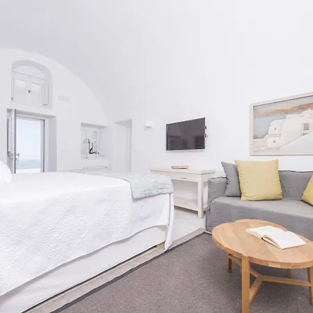 Aqua Luxury By Nomee Hospitality Group Imerovigli (Santorini)