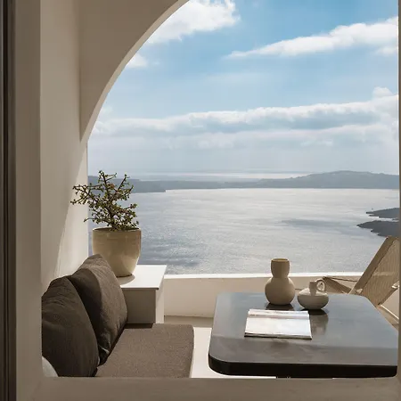 Aqua Luxury By Nomee Hospitality Group