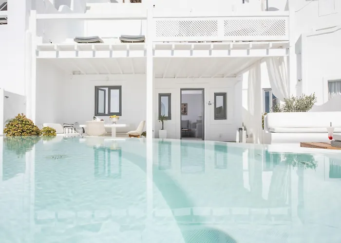 Aqua Luxury By Nomee Hospitality Group 5*